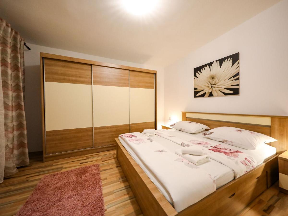 Lovely Holiday Home In Policnik With Private Pool 외부 사진