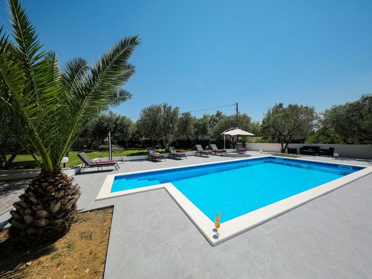Lovely Holiday Home In Policnik With Private Pool 외부 사진